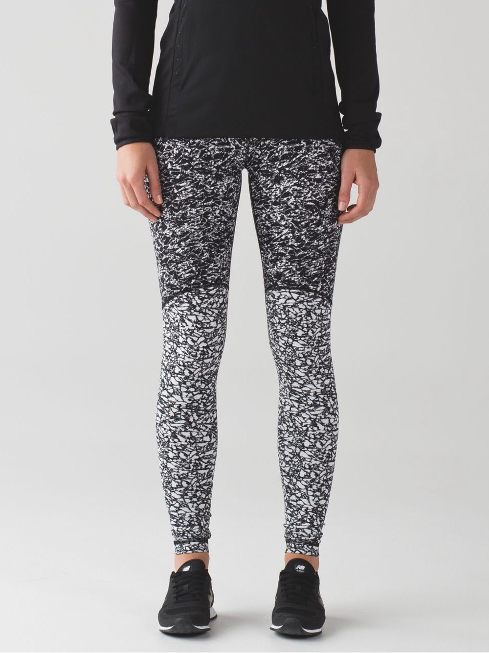 Lululemon Wunder Under Pant Hi-Rise
Ice Breaker White Black Colourblock Legging